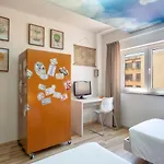 Made Hotel 2*